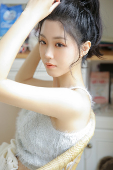 教师妈妈穿超薄连衣裙